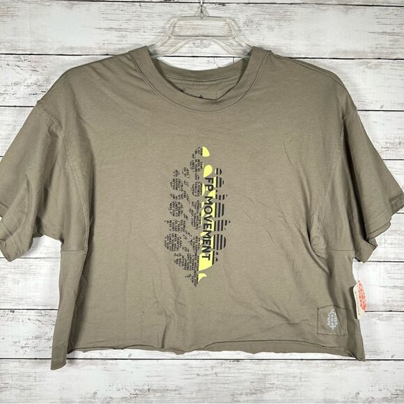 Free People Movement Inspire Logo Sage Green Crop T-shirt S NWT $48 - Picture 2 of 9